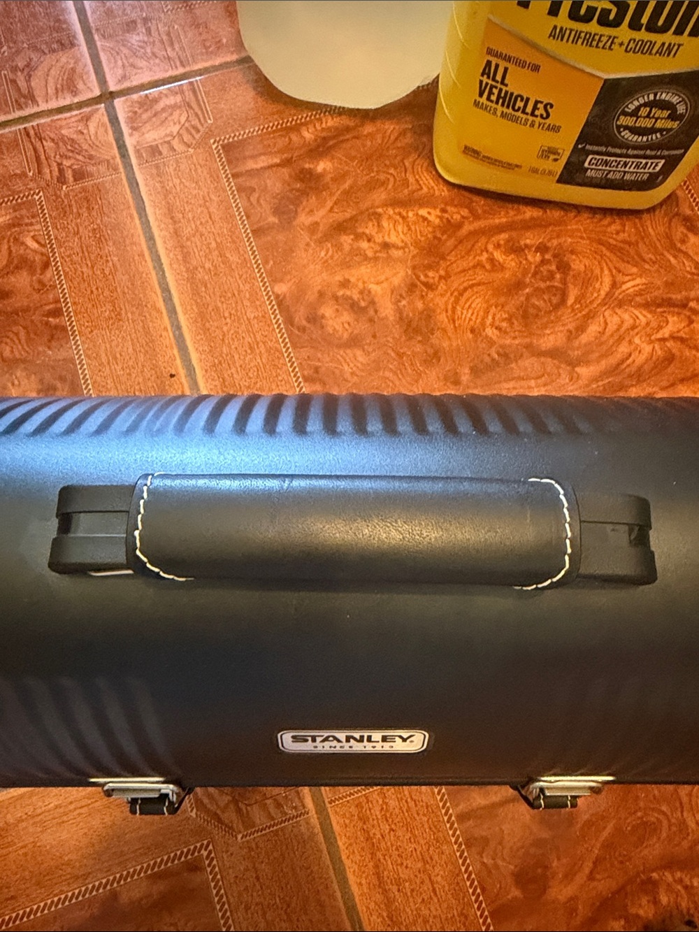 Stanley Black Men's Lunch Box - Picture 3 of 5